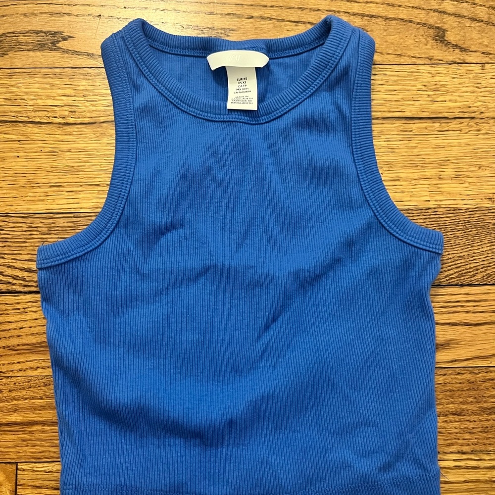 H&M Blue Tank Top with Crew Neck and Sporty Design